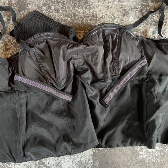 Nanette Lepore Black Seersucker Corset Top - Size 12 - Picture 11 of 11